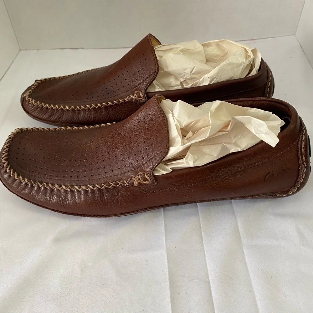 Clarks Loafers size 9M (FF)